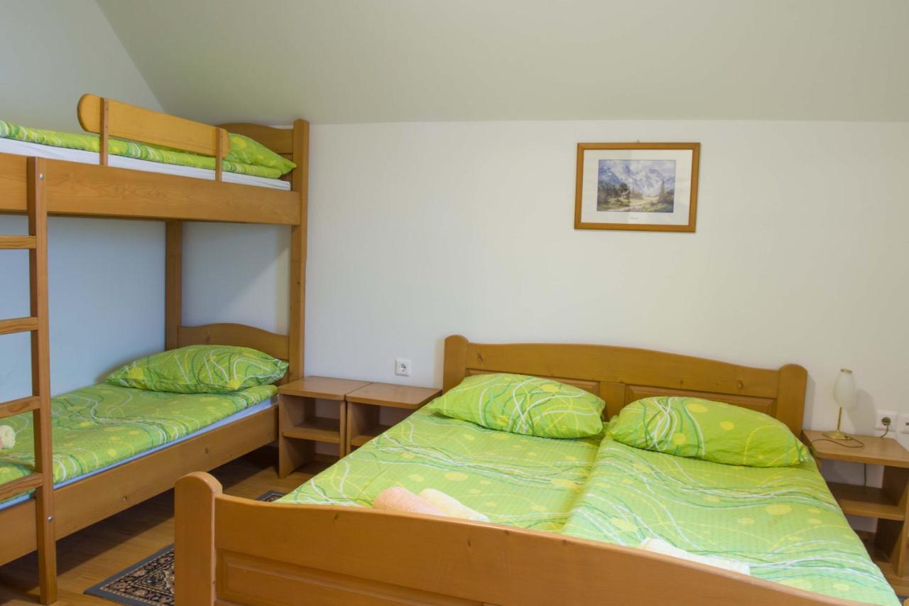 צ'רקנו Apartments Pri Marjetki מראה חיצוני תמונה